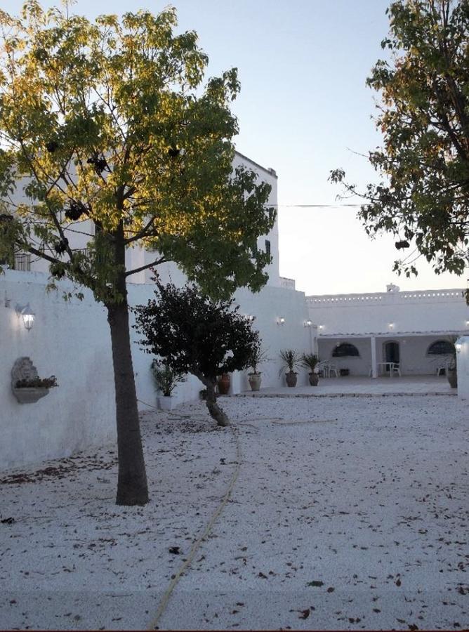 Masseria Di Benedetto Ostuni Exterior foto