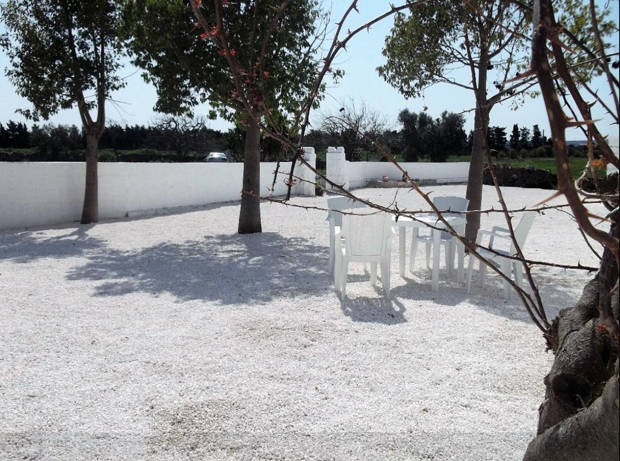 Masseria Di Benedetto Ostuni Exterior foto