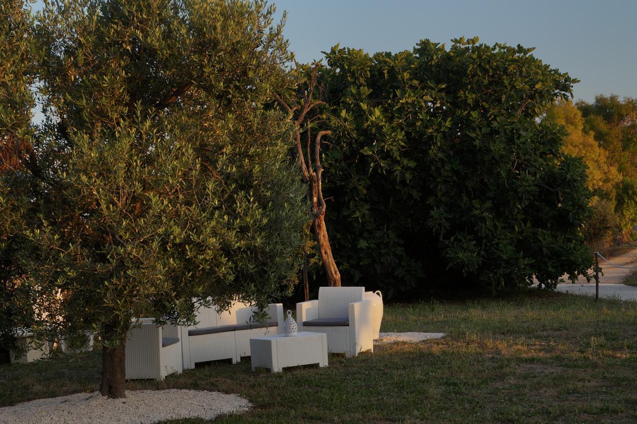 Masseria Di Benedetto Ostuni Exterior foto